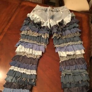 WONDERLAND RUFFLED WIDE LEG DENIM JEAN - L
